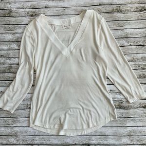Anthropologie v neck shirt large